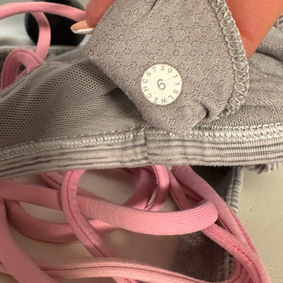 Lululemon Sports Bra Grey and Pink Like New - Picture 7 of 7